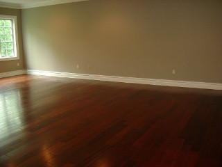 Room with Hardwood - Before