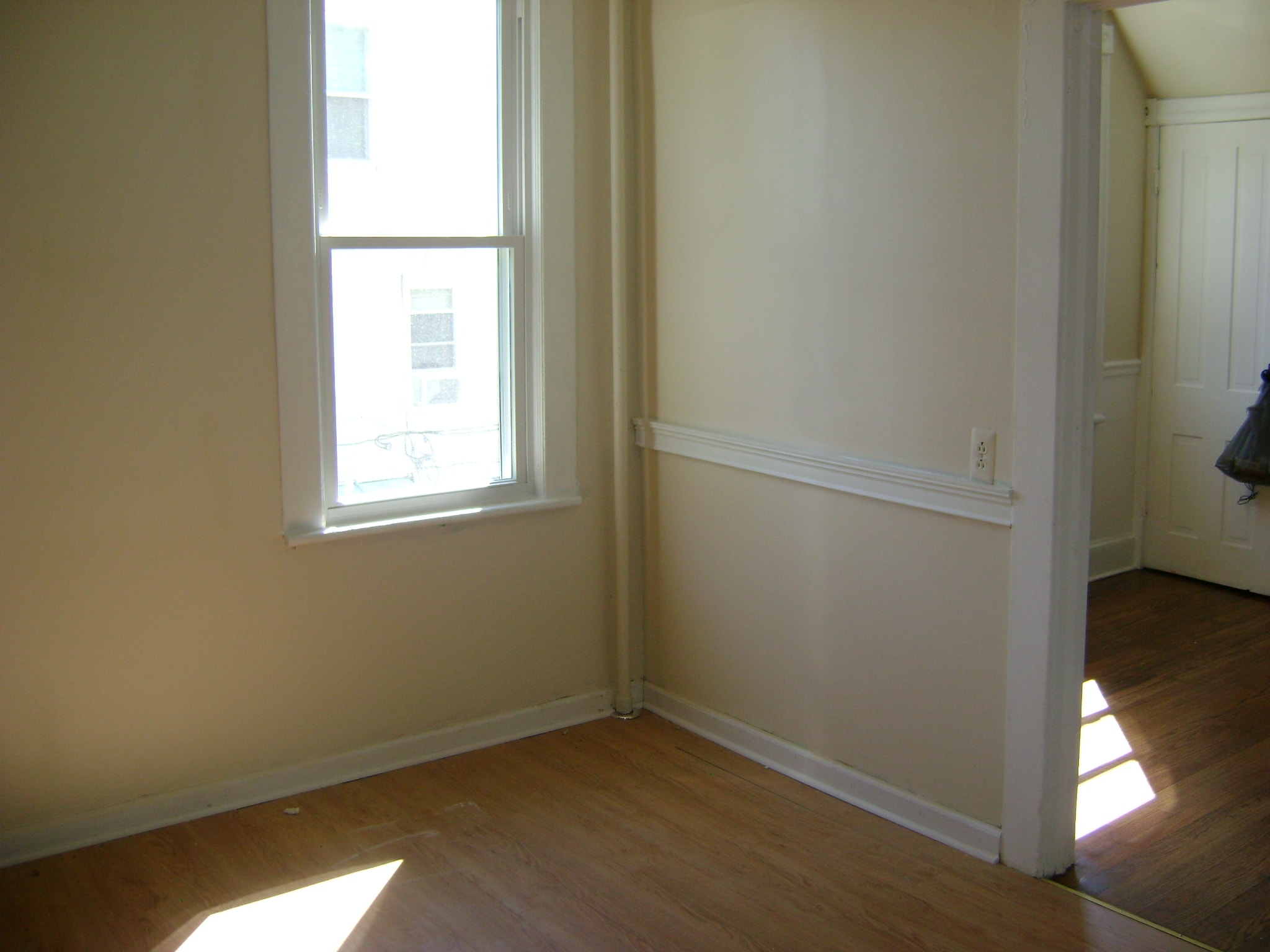 Breakfast Nook - Before