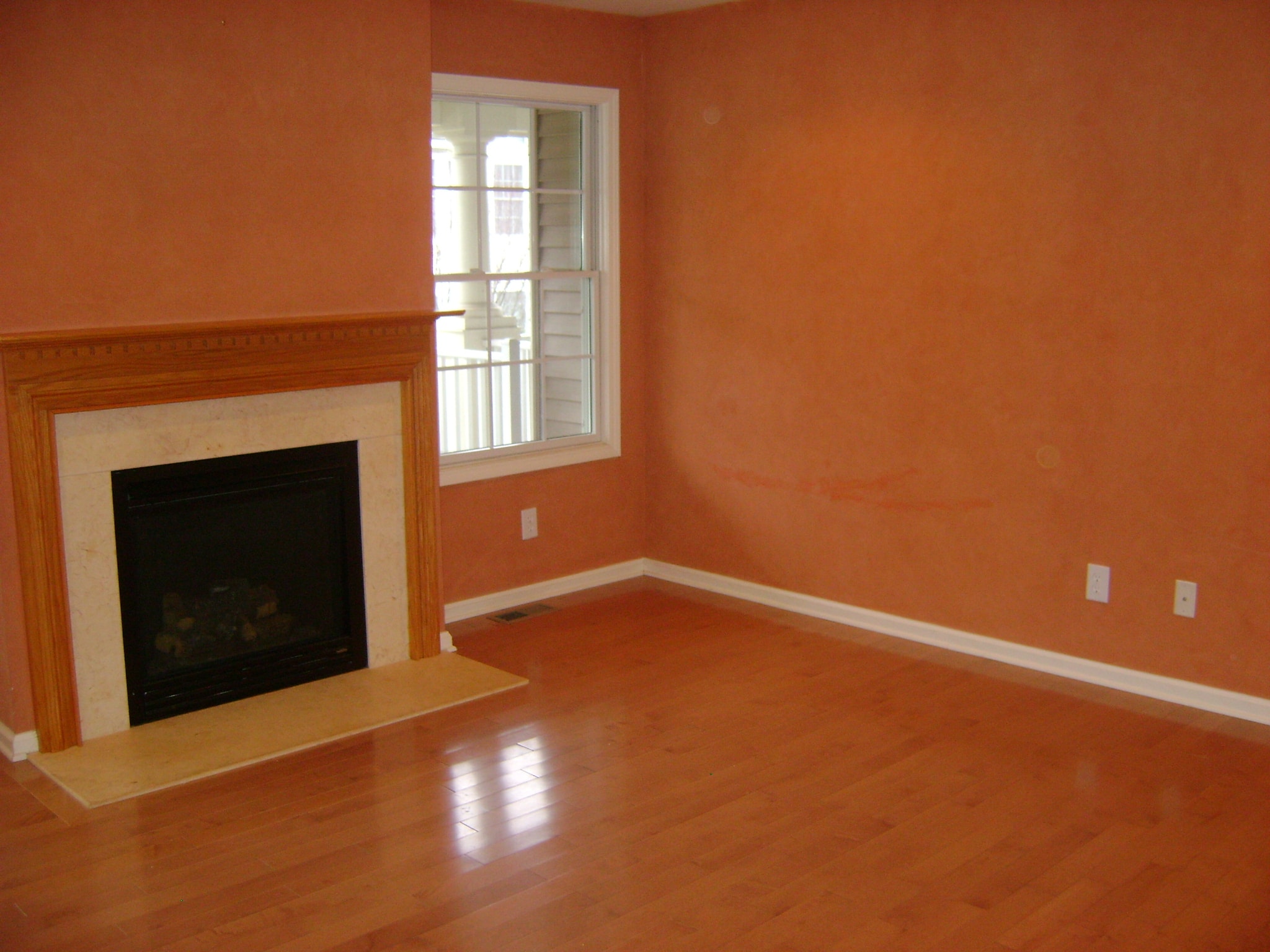 Orange Living Room - Before