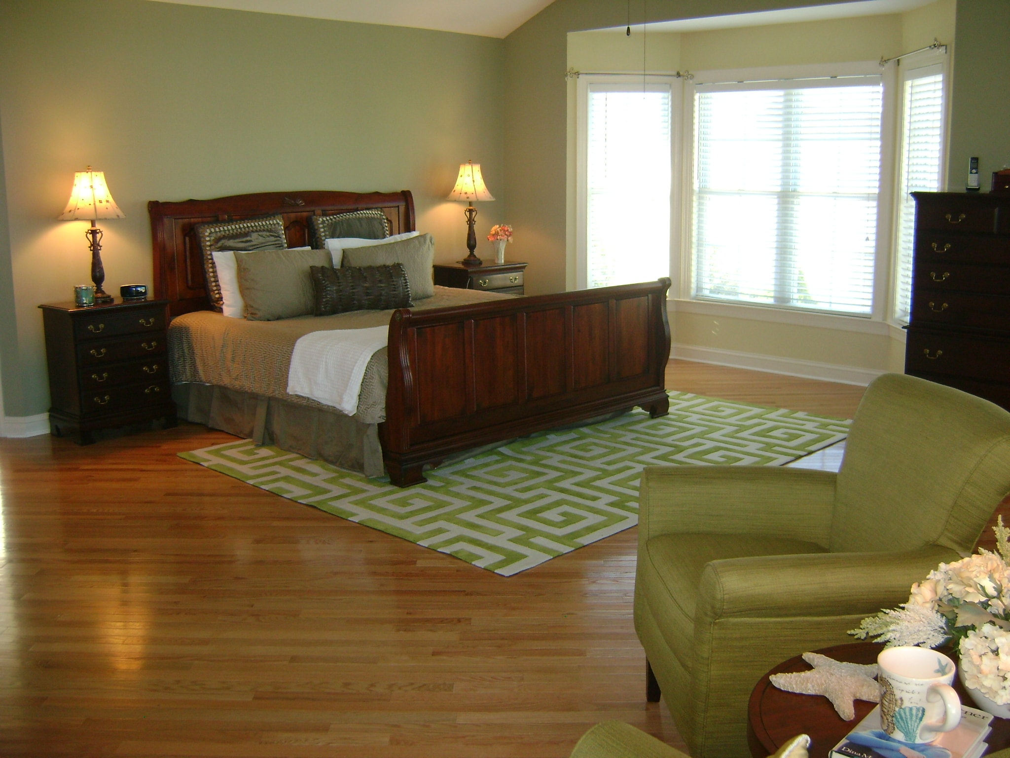 Large Green Bedroom - After