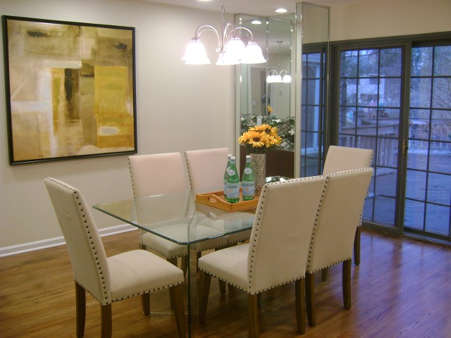 Pretty Dining Room