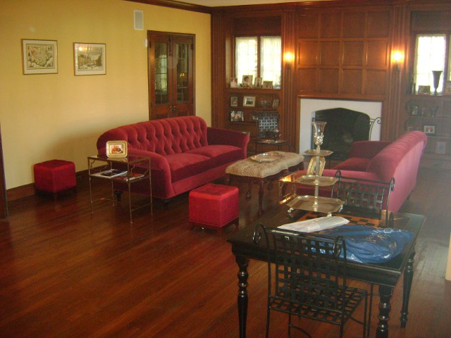 Old Design Living Room 